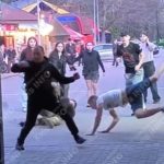 Ukrainische Jugendliche verprügeln Rekrutierungs-Soldaten (Video)