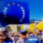EU-Meinungsdiktatur: Vd Leyen preist Meinungsfreiheit – Polizei verhaftet Kritiker (Video) dav