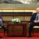 – Robert Fico (li) und Wladimir Putin (re) sind gegen