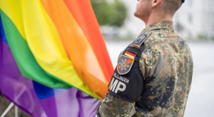 Nicht abwehrbereit: Sauhaufen Bundeswehr?