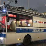 SOS-Demokratie: Streuergeld für Verein, der für ein AfD-Verbot wirbt „Protestbus“ des „Zentrum für politische Schönheit“