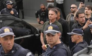 Brasiliens Ex-Präsident Bolsonaro rechtskräftig zu 27 Jahren Gefängnis verurteilt