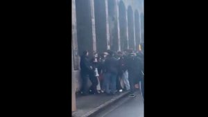 Antifa schlägt junge Französin zu Tode (VIDEO)