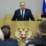 Sergey Lawrow vor den Abgeordneten der russischen