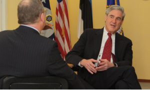 Trump zeigt Genugtuung: Architekt des Russland-Märchens ist tot