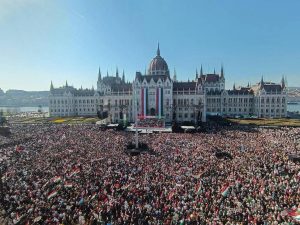 Wahlen in Ungarn: Vor „Maidan“ in Budapest ?