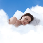 Schlafende-frau-auf-wolke