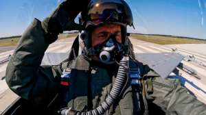 Ausgebildet zum Sterben – die unbequeme Wahrheit hinter westlichen F-16-Lieferungen an die Ukraine