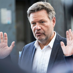 Habeck – Insolvenz war ihm ein Fremdwort nun aber mit Spitzenjob bei Profiteur seines Heizungsgesetzes
