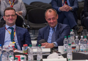 Debatte um Leihmutterschaft: Jens Spahn tritt als Unionsfraktionschef zurück