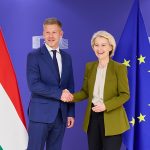 Das Brüsseler Ungeheuer will Ungarn mit in den Abgrund ziehen Péter Magyar und Ursula von der Leyen.