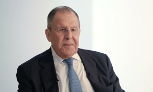 Sergey Lawrow: “Die gesamte zivilisierte Welt ist gegen uns angetreten!”